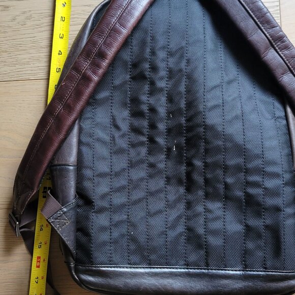 Kenneth Cole Bookbag (brown) - Picture 4 of 9